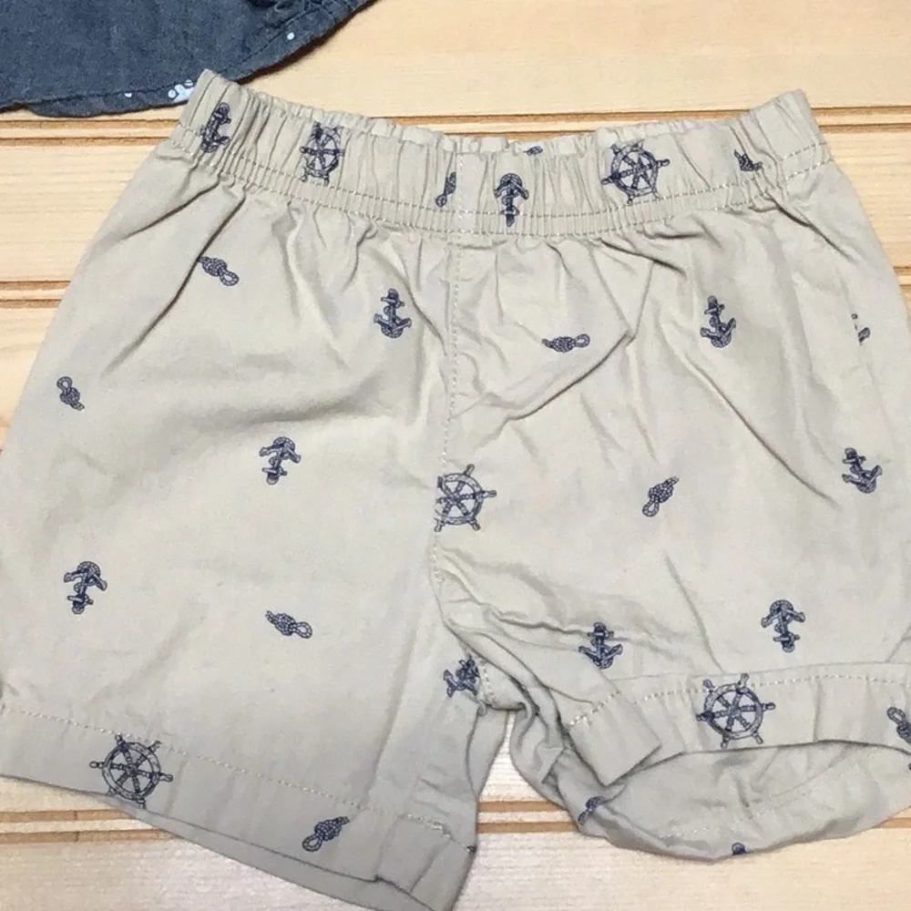 Carter’s Bundle‎ of 2 Button Down Shirts and Khaki Pull On Shorts 12 Months